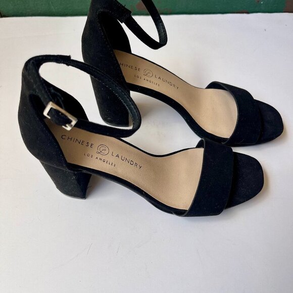 Chinese Laundry Black Suede Block Heels Size 6.5 - Picture 4 of 9
